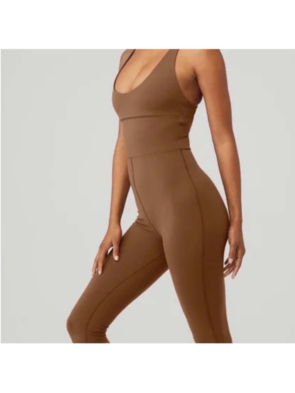 NWT!☀️Alo Airbrush Physique Onesie☀️. Size XXS. Color Cinnamon Brown.